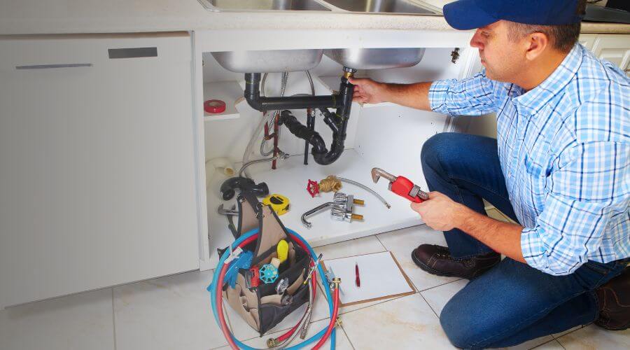 Expert burst pipe repair services in Milton, KS